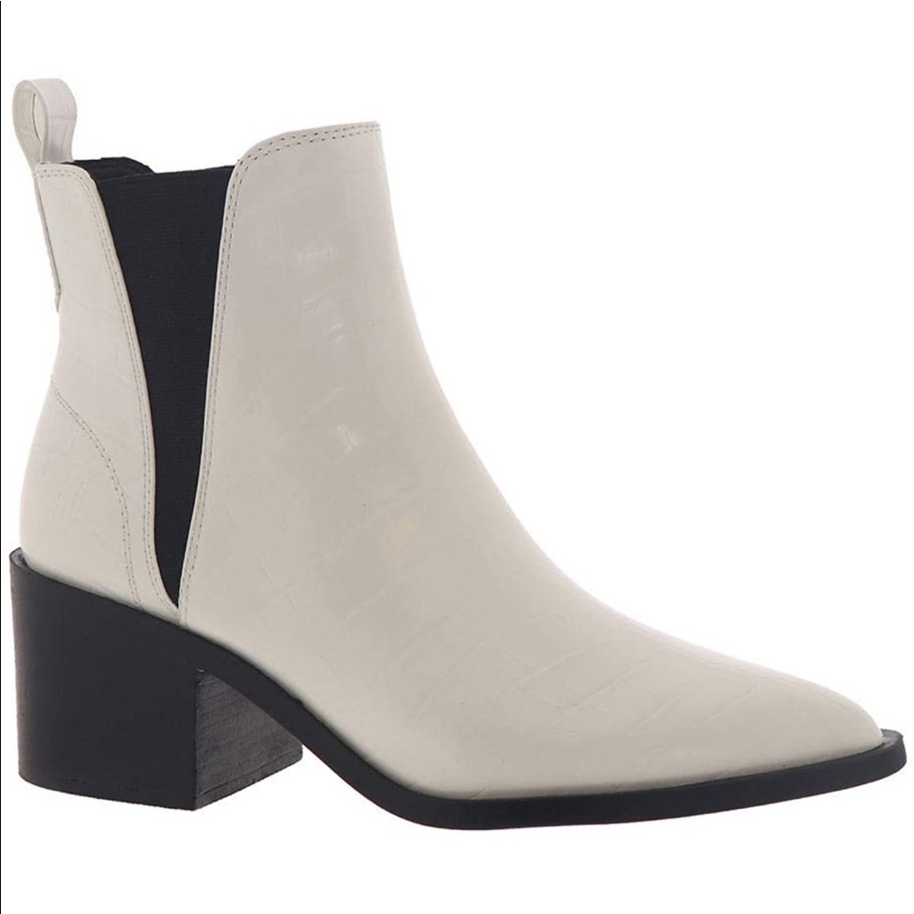 Steve Madden Chelsea Boots